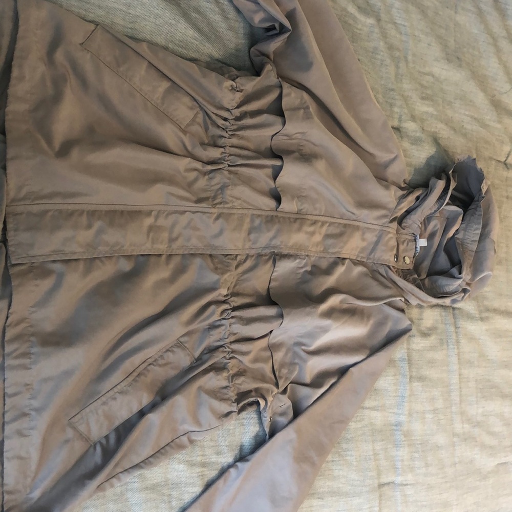 Athleta Rain Drop Jacket Size S/M